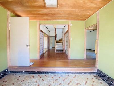 Spacious 7DK House in Uto City with Large Land Plot — Image 3, Uto, Kumamoto