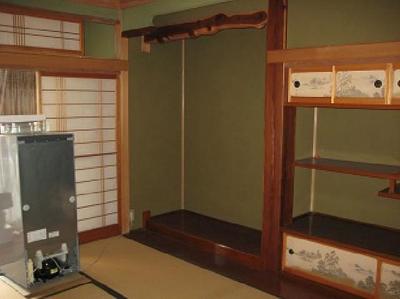 Spacious 4LDK House for Sale in Komagane, Mountain Views — Image 2, Komagane, Nagano