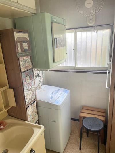 Spacious 4LDK House in Torisaka, Shimizu-ku with Parking — Image 2, Shimizu, Shizuoka