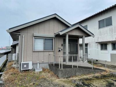[Hatomark Site] 2DK Used Detached House in Minato, Saijo City, Ehime Prefecture — Image 2, Saijo, Ehime
