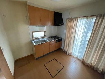[Hatomark Site] 2DK Used Detached House in Minato, Saijo City, Ehime Prefecture — Image 4, Saijo, Ehime