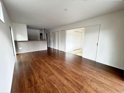 [Hatomark Site] 4LDK Newly Built Detached House in Higashifukuma 2-chome, Fukutsu City, Fukuoka Prefecture — Image 4, Fukutsu, Fukuoka