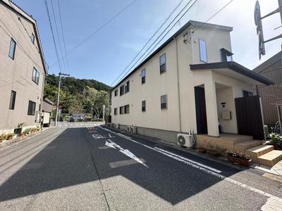 Modern 5SLDK House with Solar Power in Kurayoshi, Tottori — Image 2, Kurayoshi, Tottori