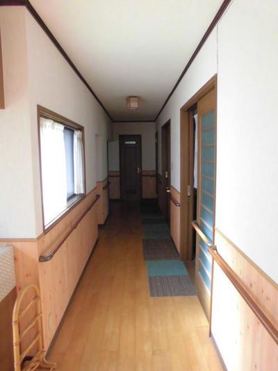 Large 9-Room Traditional House in Ayagawa with 995m² Land — Image 4, Ayagawa, Kagawa