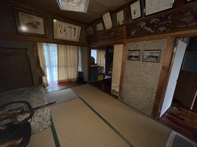 Traditional 4DK House with Large Garden in Kikouchi, Niihama — Image 4, Niihama, Ehime