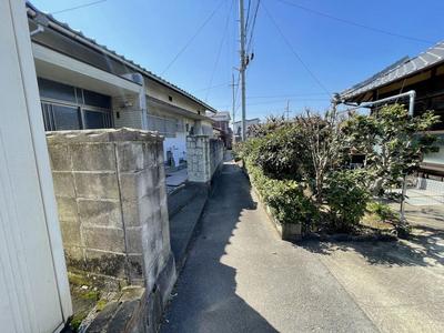 Traditional 4DK House with Large Garden in Kikouchi, Niihama — Image 2, Niihama, Ehime