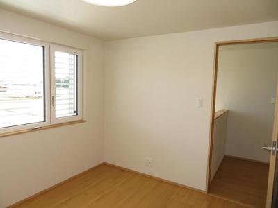 Renovated 3LDK House in Mitsuke City - 170m² Plot — Image 3, Mitsuke, Niigata