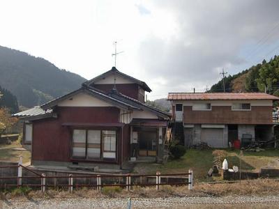 Traditional 5K House with Large Garden in Kurosaka, Tottori — Image 1, Hino, Tottori
