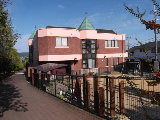 5LDK house in Takatsuki with 145.64㎡ floor space - Thumbnail 2