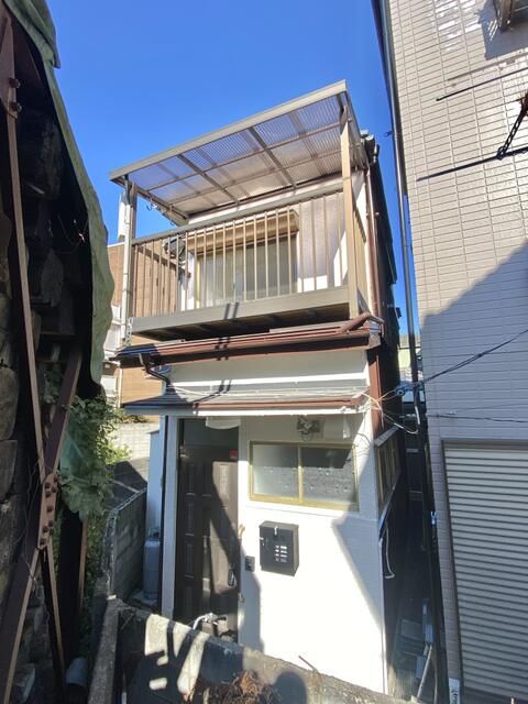Renovated 3K House in Katsushika, Tokyo with Dual-Aspect Light - Thumbnail 2