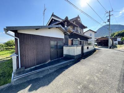 [Hatomark Site] 5DK Used Detached House in Higashisakamoto, Iiyama-cho, Marugame-shi, Kagawa Prefecture — Image 1, Marugame, Kagawa