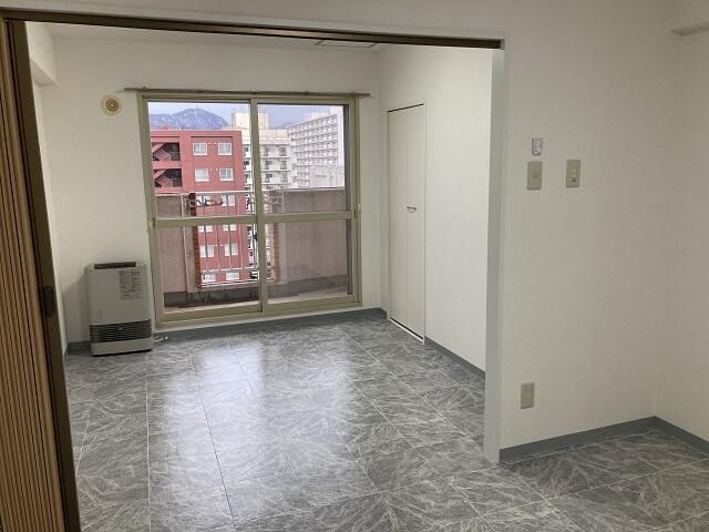 1DK Apartment for Rent in Kikusui, Sapporo - 27.59 sqm, Near Station - Thumbnail 3