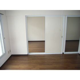2LDK Apartment for Rent near Maruyama Koen Station, Sapporo - Thumbnail 4