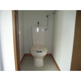 2LDK Apartment for Rent near Maruyama Koen Station, Sapporo - Thumbnail 2