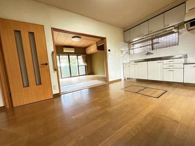 [Hatomark Site] 3DK Used Detached House in Kamishinnyu, Nogata City, Fukuoka Prefecture — Image 3, Nogata, Fukuoka