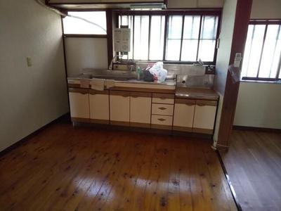 Spacious 3LDK House in Moji Ward, Kitakyushu - 270m² Land — Image 1, Moji, Fukuoka