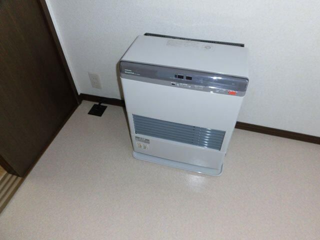 1DK Apartment for Rent in Otaru, Hokkaido - 35,000 Yen - Thumbnail 4