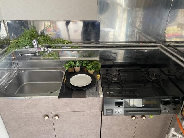 Renovated 1DK Apartment in Sunagawa Hokkaido with Free Internet - Image 1