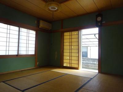 Spacious 4LDK House Near Kamojima Station, Yoshinogawa City — Image 2, Yoshinogawa, Tokushima