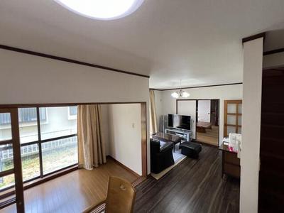 Spacious 4SLDK House in Fujimidai, Mishima - South Facing with Garden — Image 3, Mishima, Shizuoka