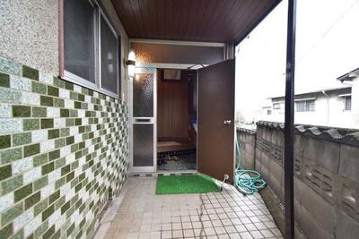 [Hatomark Site] 5DK Used Detached House in Nishishinmachi 2-chome, Moji-ku, Kitakyushu City, Fukuoka Prefecture — Image 4, Moji, Fukuoka