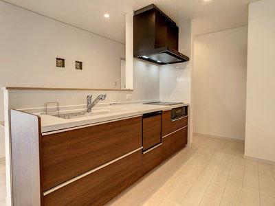 5LDK Used House in Nomi City, Ishikawa Prefecture — Image 2, Nomi, Ishikawa