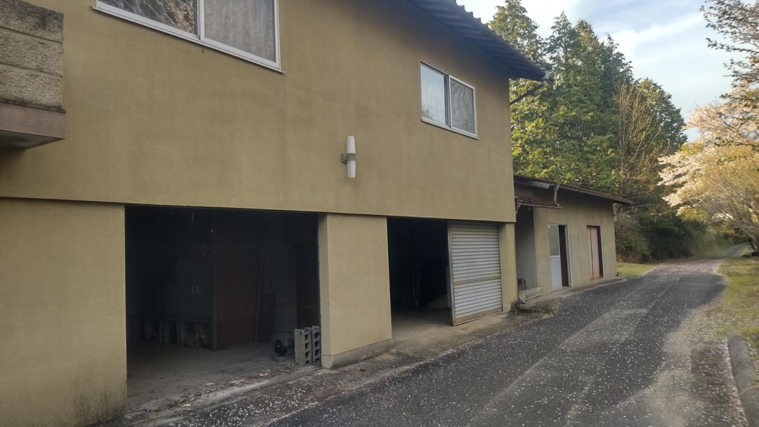 3LDK House on 9,323m² Land in Akaiwa, Okayama - Thumbnail 2