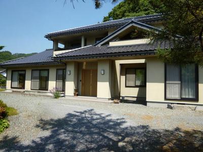 Spacious 9LDK House with Multiple Buildings in Ofunato, Iwate — Image 1, Ofunato, Iwate