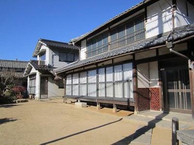 Historic 1919 House in Akaiwa City - 7DK on Large 860m² Plot — Image 1, Akaiwa, Okayama