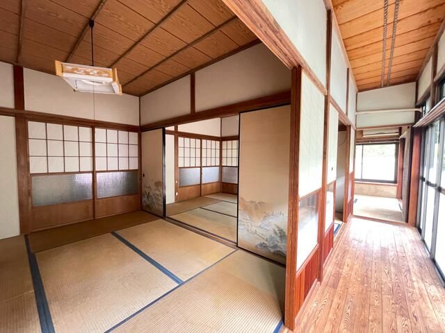 68.85 Tsubo Corner Lot House for Sale in Hinode Town, Tokyo - Thumbnail 4