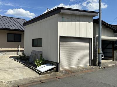 Renovated 7LDK House in Yonezawa with Large Garden — Image 1, Yonezawa, Yamagata