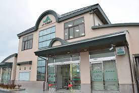 4LDK House in Hankai, Osaka with 100-tsubo Land - Thumbnail 2