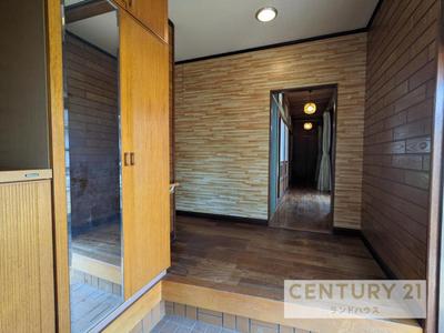 Spacious 4LDK House in Hayato, Kirishima - 343m² Plot — Image 2, Kirishima, Kagoshima