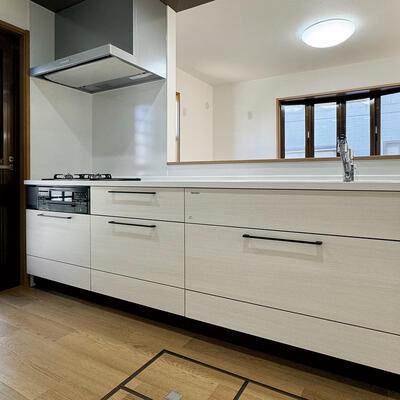 Renovated 6LDK House in Namerikawa City with 3+ Parking Spaces — Image 1, Namekawa, Toyama