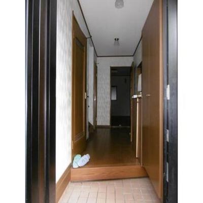 4DK House for Sale in Taishi, Osaka - Built 2008 — Image 2, Taishi, Osaka