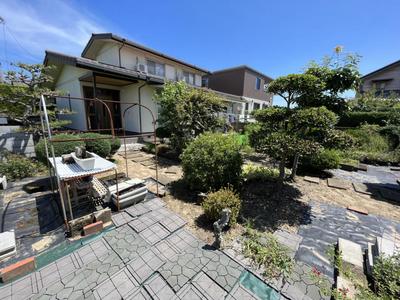 Spacious 5DK House with Large Land in Saijo City, Ehime — Image 3, Saijo, Ehime