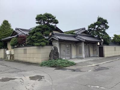 Traditional Japanese Estate with Tea Room in Noboribetsu — Image 1, Noboribetsu, Hokkaido
