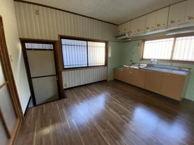 [Hatomark Site] 5DK Used Detached House in Muromotocho, Kanonji City, Kagawa Prefecture — Image 4, Kanonji, Kagawa