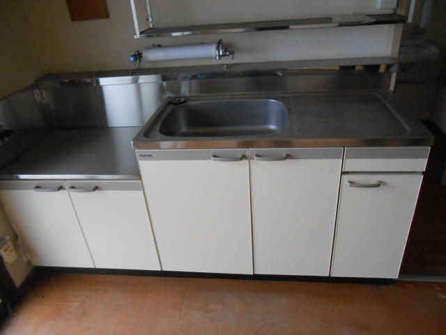 3DK Apartment for Rent in Bibai, Hokkaido - 52.88 sqm - Thumbnail 2