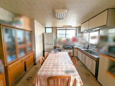 Large Store-Front House in Konan - 9DK with Commercial Space — Image 5, Gangnam, Aichi