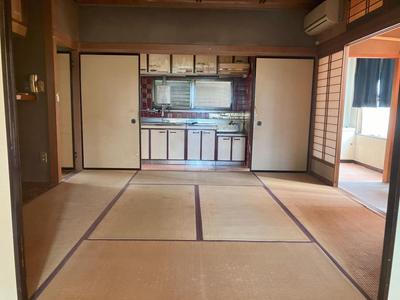 Commercial Building with Residence in Yamashiro Onsen, Kaga City — Image 1, Kaga, Ishikawa