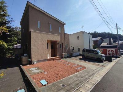 Modern 3LDK House in Numazu - Built 2017 — Image 2, Numazu, Shizuoka