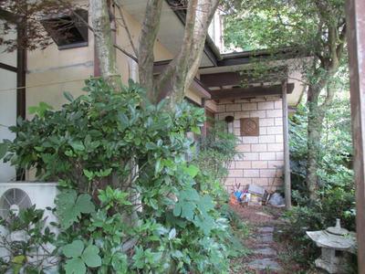 Spacious 6K House in Kamaishi with Large Land Plot — Garden, Kamaishi, Iwate