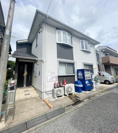 Modern 3LDK House with Vaulted Ceiling in Fujikubo, Miyoshi Town — Image 1, Fujimino, Saitama