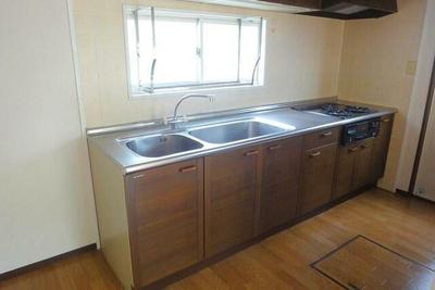 Renovated 4SLDK House with Large Garden in Oamishirasato, Chiba — Image 1, Oami Shirasato, Chiba