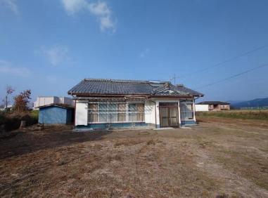 [Hatomark Site] 4DK Used Detached House in Tsutsumi, Kobayashi City, Miyazaki Prefecture — Image 1, Kobayashi, Miyazaki
