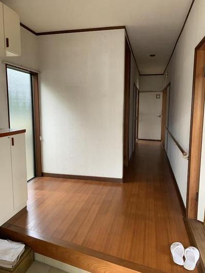 [Hatomark Site] 4LDK Used Detached House in Miyazono 2-chome, Hatsukaichi City, Hiroshima Prefecture — Image 2, Hatsukaichi, Hiroshima