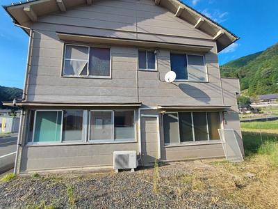 Spacious 8DK House with Commercial Potential in Nishiawakura — Image 1, Nishiawakura, Okayama