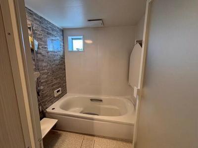 Modern 3LDK House in Izumiotsu with Double Parking — Image 2, Izumiotsu, Osaka