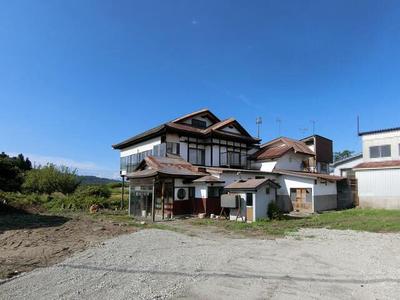 Spacious 8DK House with Large Land in Aizumisato, Fukushima — Image 1, Aizumisato, Fukushima